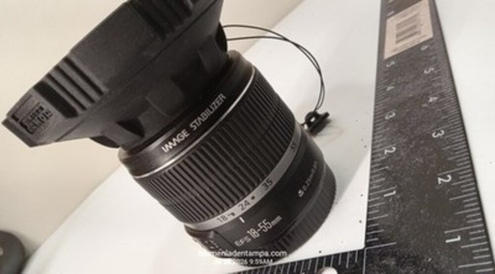 Canon EF-S 18-55mm f/3.5-5.6 IS Image Stabilizer Zoom Lens with Hood